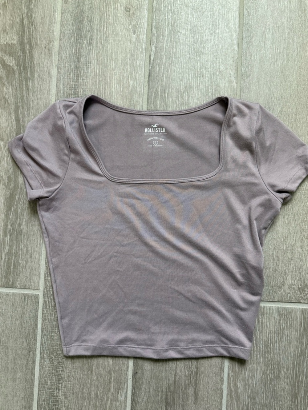 hollister square neck top